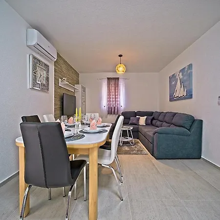 Luxury Apartment 