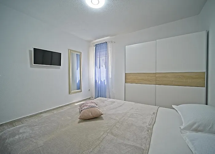 Apartment Luxury Apartment 